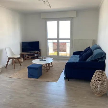 Belle Vue Mer - Sur Mer Apartment